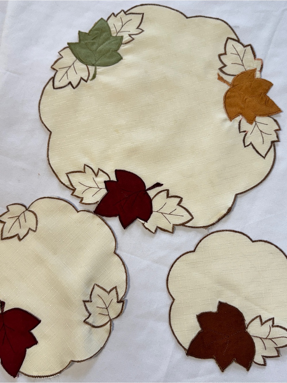 Fall Leaves Embroidered Doilies Set of 3 Size 6 8 12 inch Thanksgiving Decor